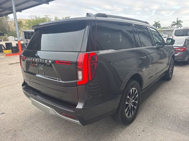 Certified 2025 Ford Expedition Platinum image 5