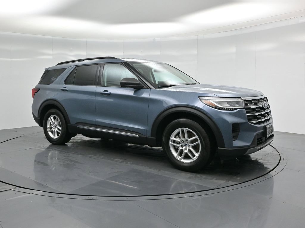 Certified 2025 Ford Explorer Active image 24