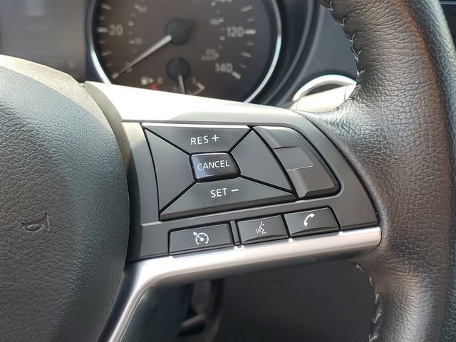 Used 2020 Nissan Rogue SV AWD/4WD image 18