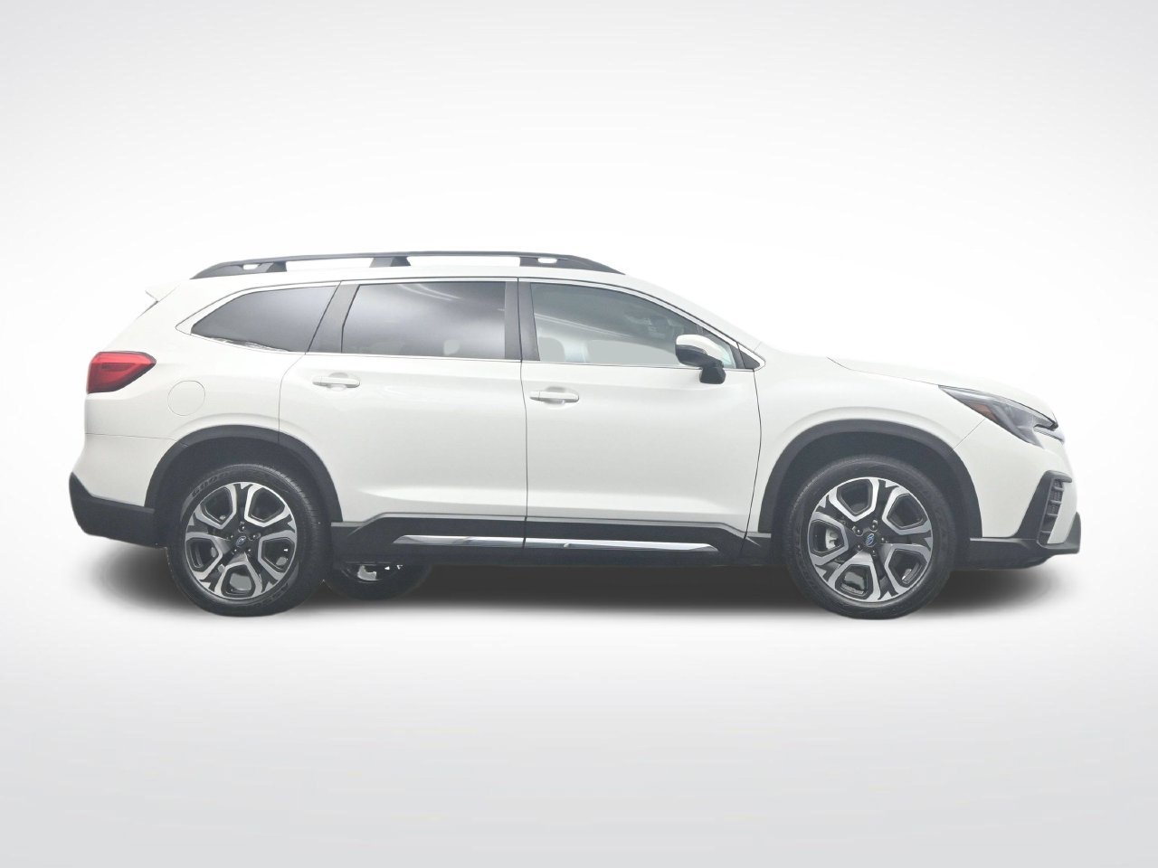Used 2023 Subaru Ascent Limited AWD/4WD image 39