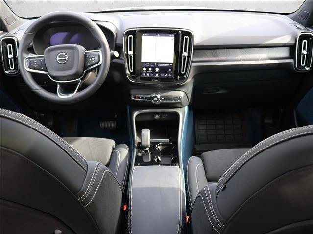 Used 2023 Volvo C40 P8 Recharge Ultimate AWD/4WD image 22