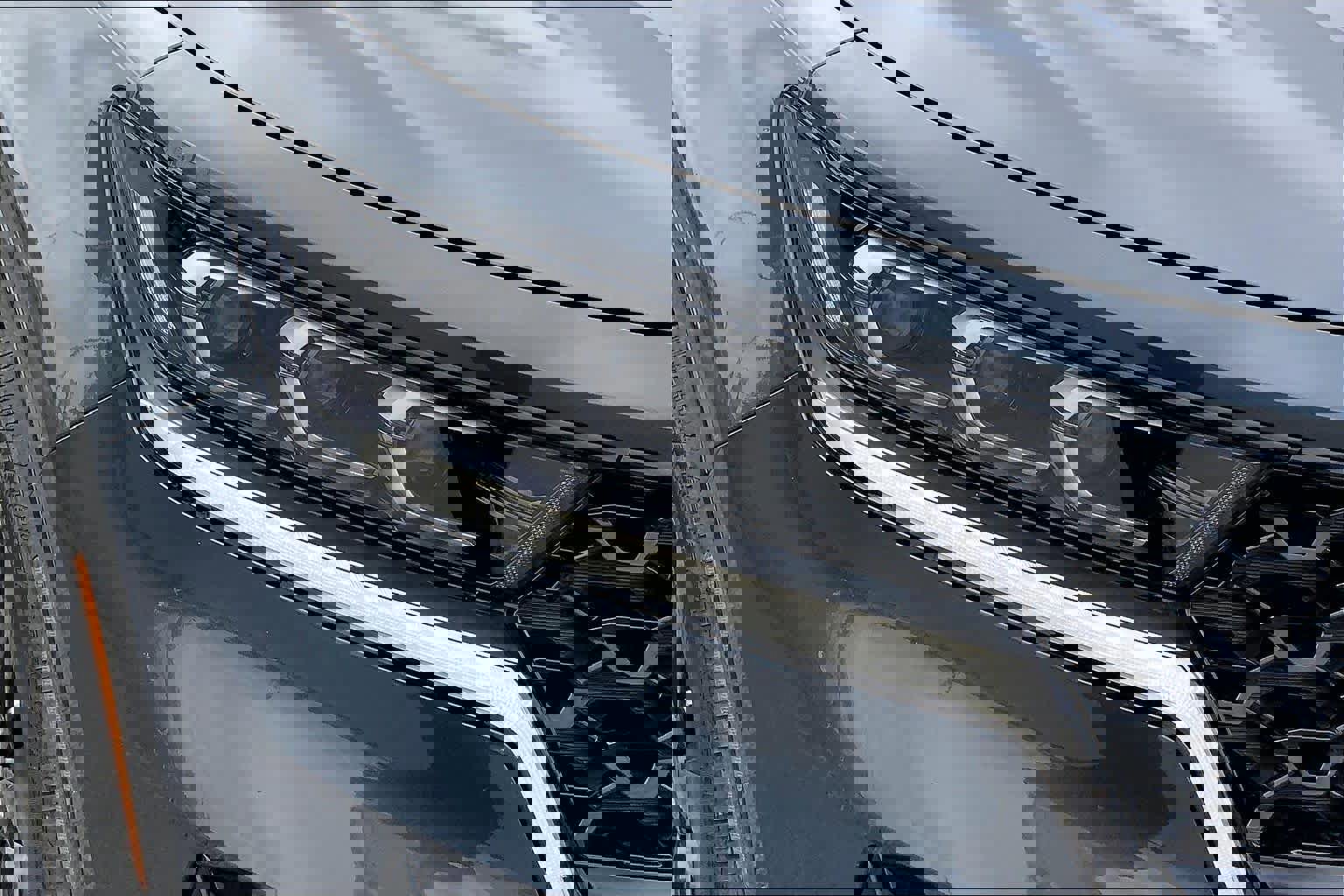 Used 2023 Kia Sorento SX image 27