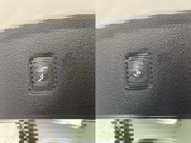 Certified 2022 Ford Edge ST-Line w/ Class II Trailer Tow Package image 37