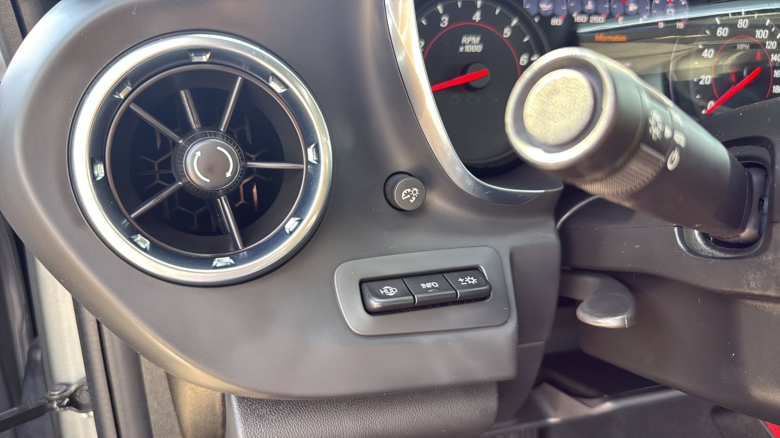 Used 2023 Chevrolet Camaro SS RWD image 16
