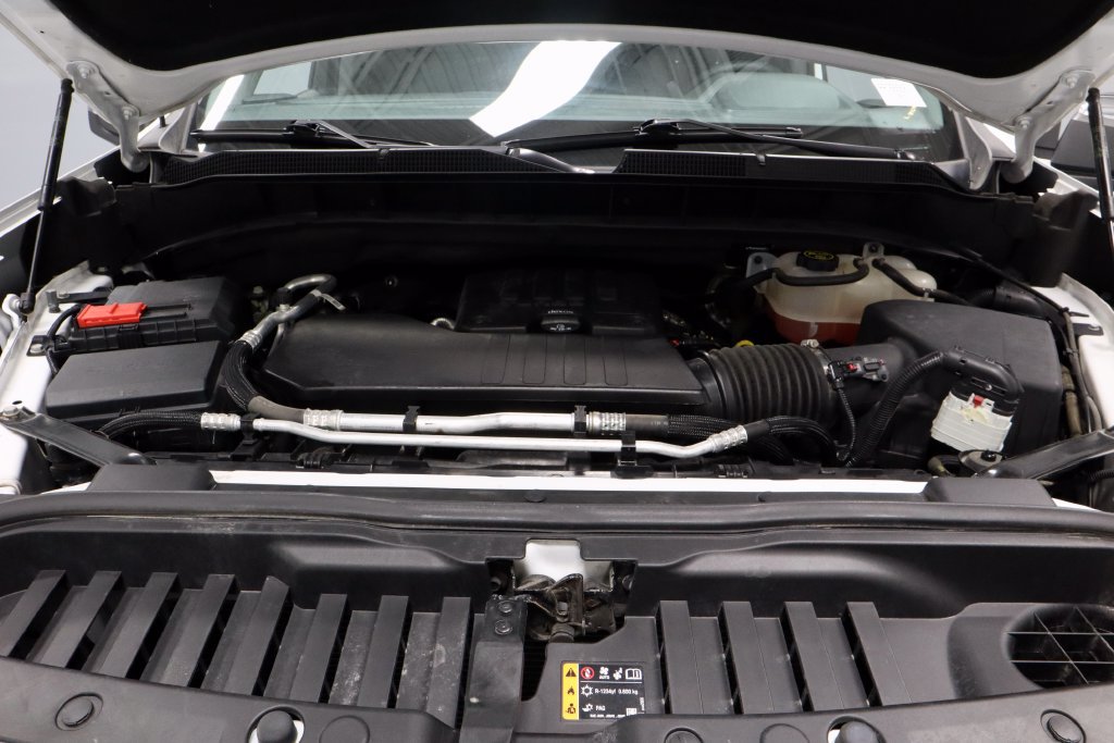 Used 2023 Chevrolet Silverado 1500 LT AWD/4WD image 18