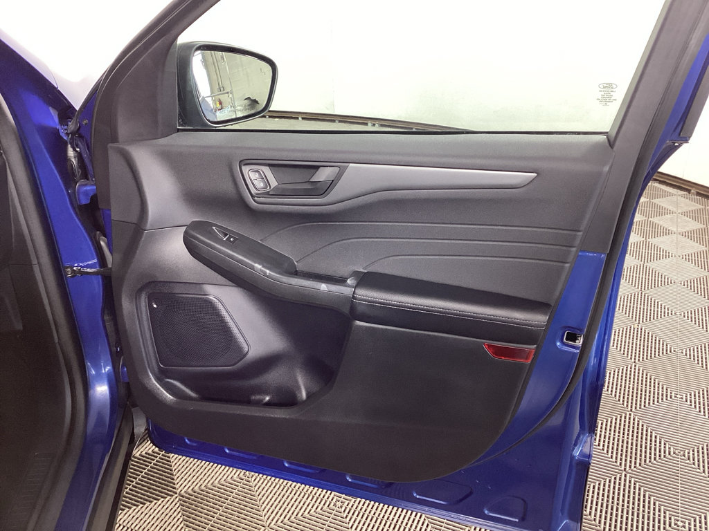 Certified 2023 Ford Escape Active FWD image 8