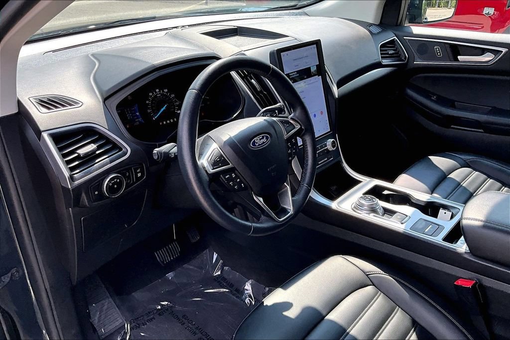 Certified 2023 Ford Edge SEL w/ Convenience Package AWD/4WD image 13
