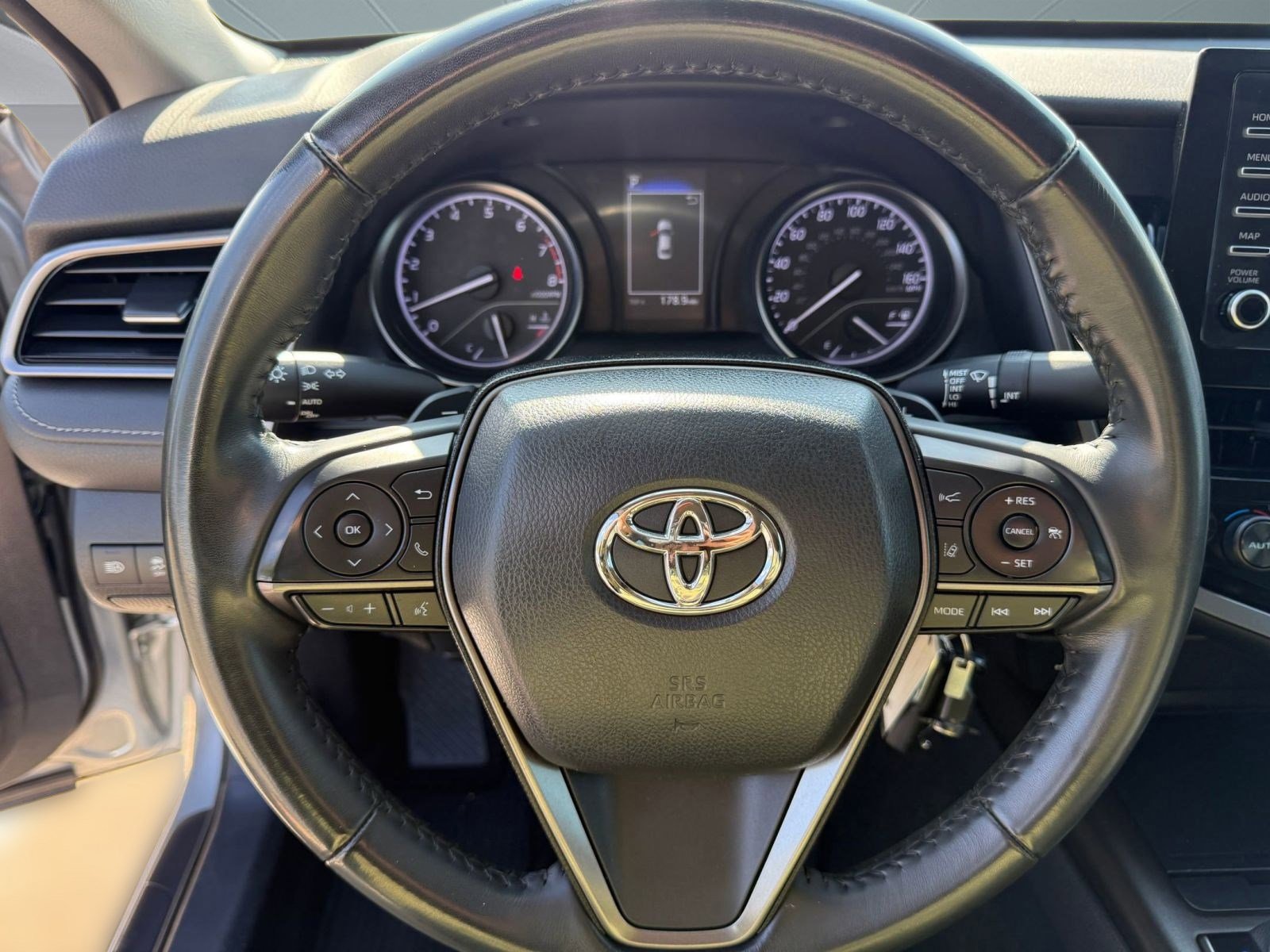 Used 2023 Toyota Camry SE image 15