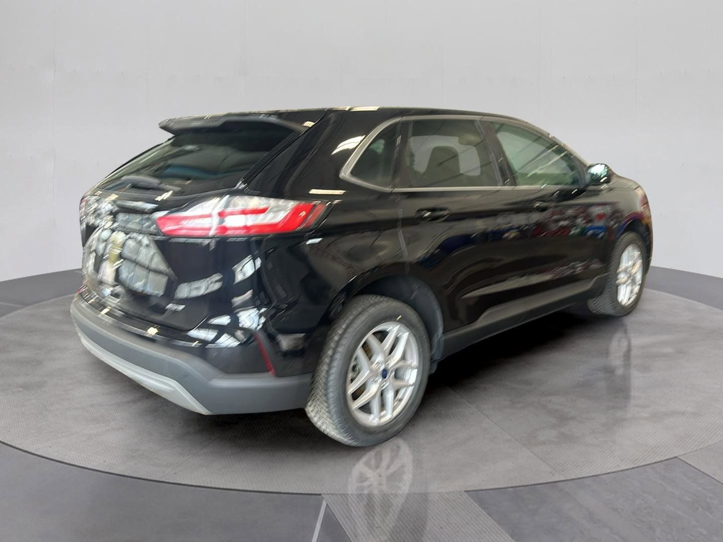 Certified 2022 Ford Edge SEL image 6