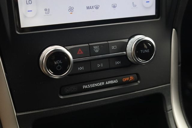 Certified 2024 Ford Edge ST-Line AWD/4WD image 16