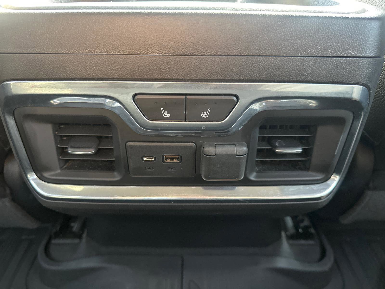 Used 2021 GMC Sierra 1500 Denali w/ Driver Alert Package II AWD/4WD image 22