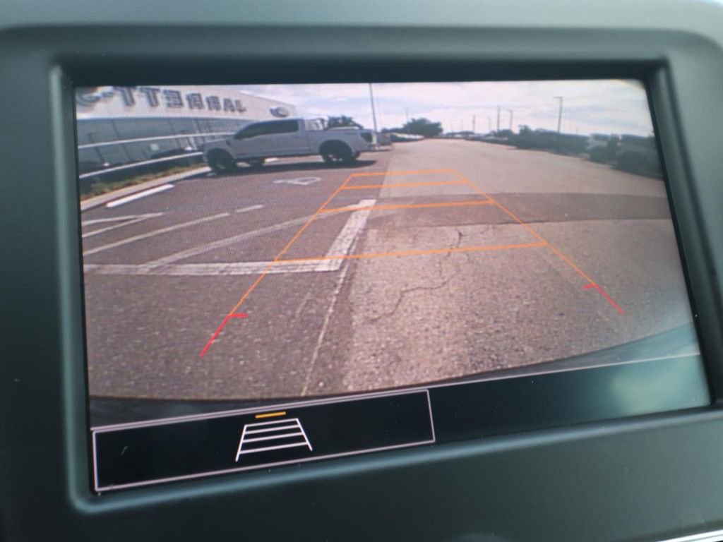 Used 2024 Chevrolet Equinox LS image 10