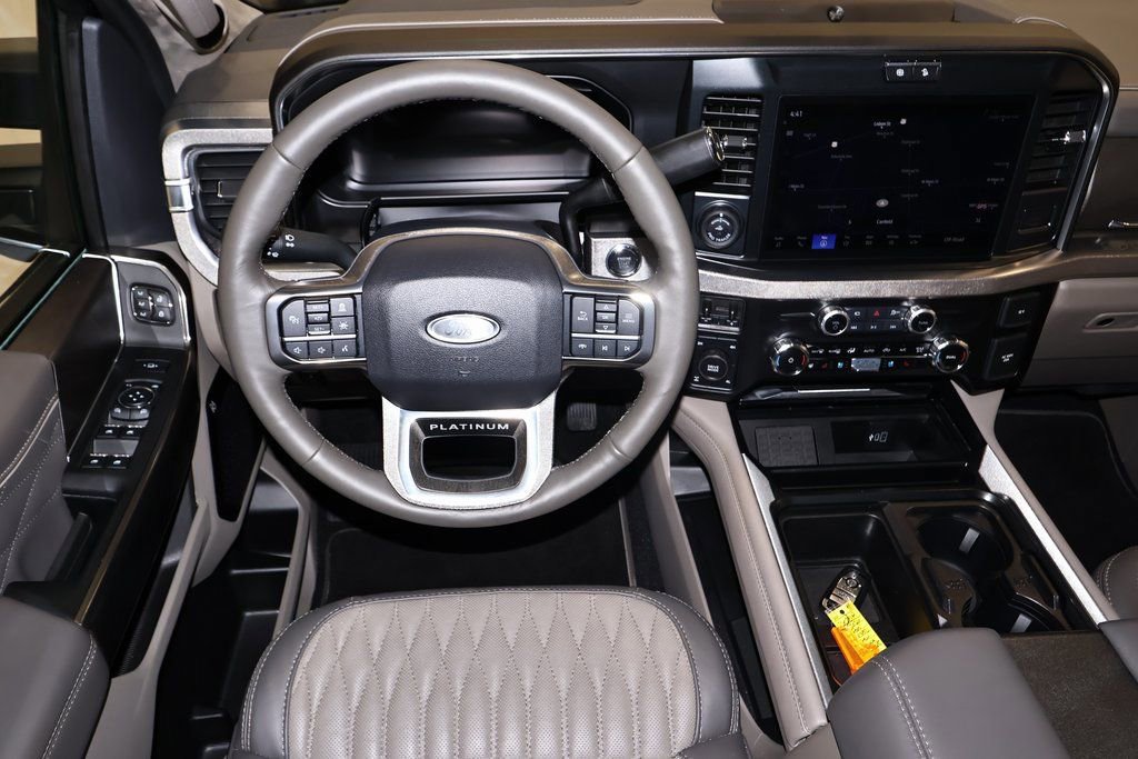 Certified 2026 Ford F350 Platinum w/ Platinum Plus Package image 26
