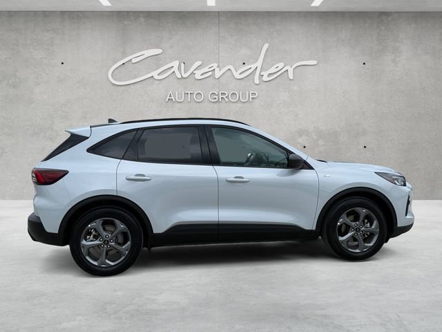 Certified 2025 Ford Escape ST-Line image 6