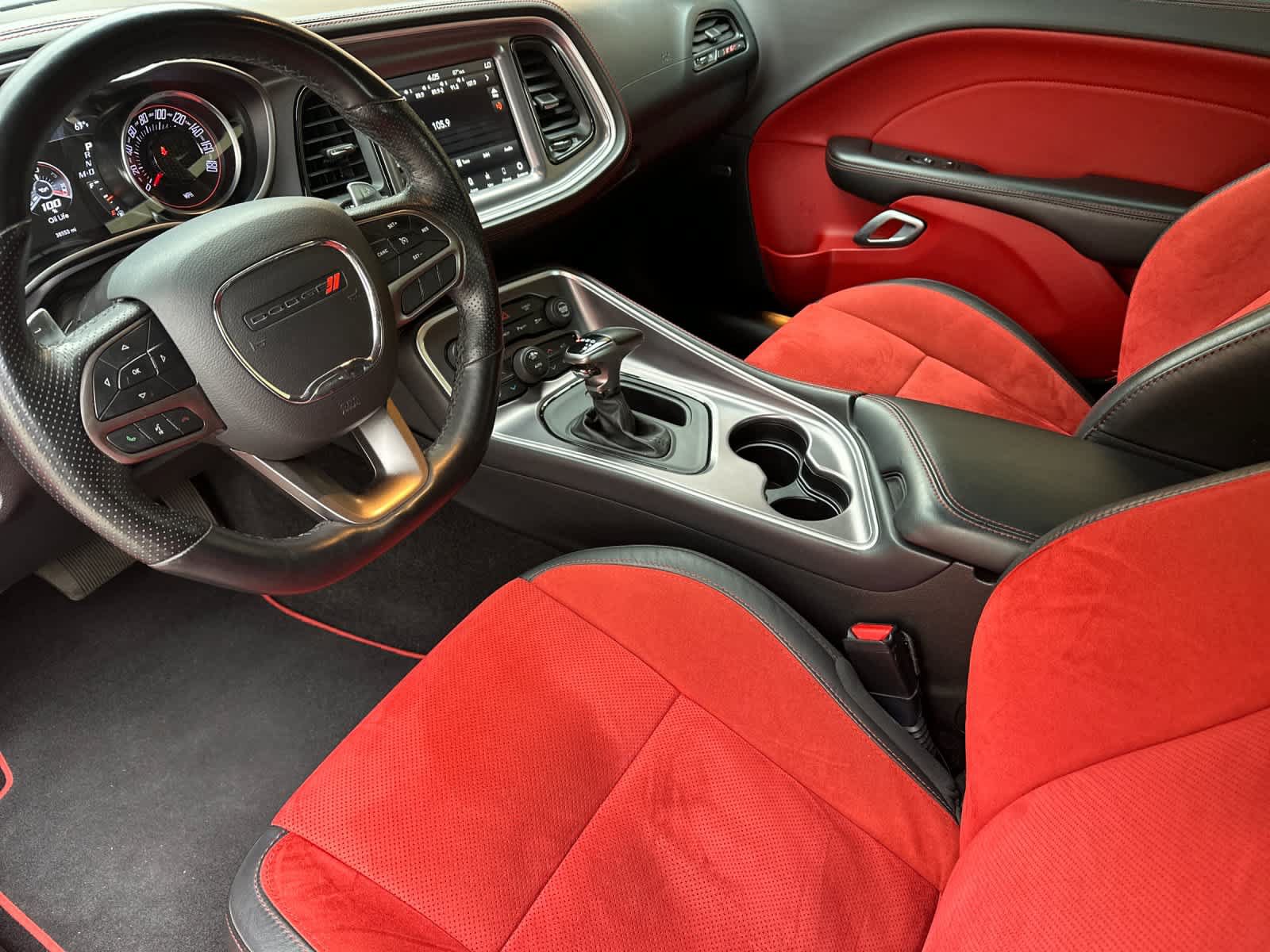 Used 2021 Dodge Challenger R/T Scat Pack RWD image 11