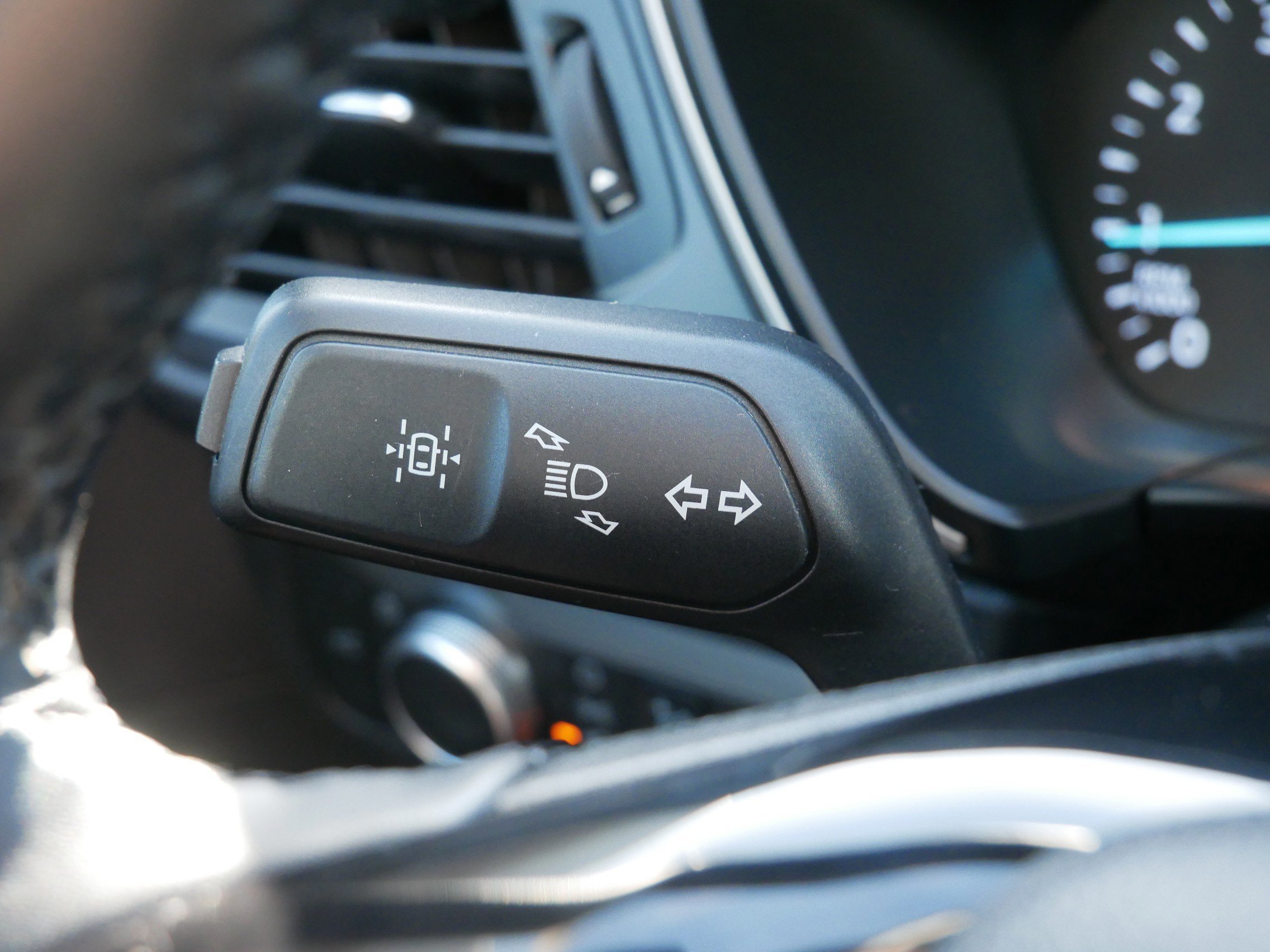 Certified 2022 Ford Escape SE w/ Convenience Package image 19