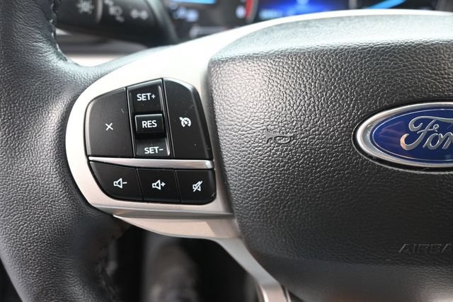 Certified 2023 Ford Explorer XLT w/ Equipment Group 202A AWD/4WD image 16