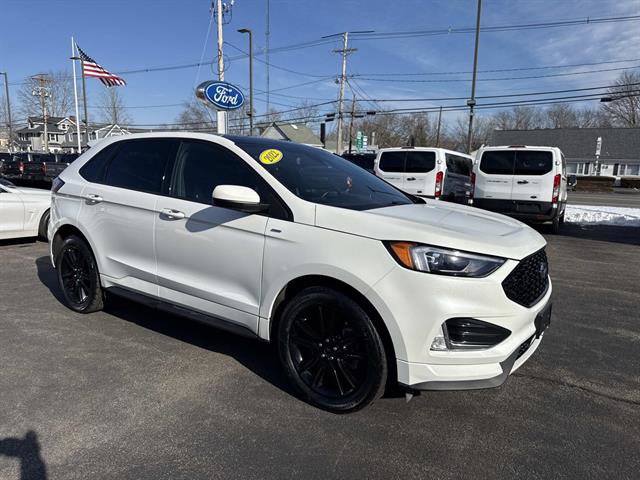 Certified 2022 Ford Edge ST-Line image 9