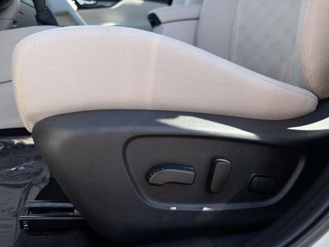 Used 2022 Nissan Rogue Sport SV AWD/4WD image 18