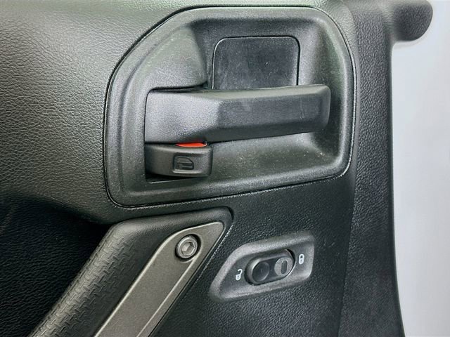 Used 2018 Jeep Wrangler Sport image 15