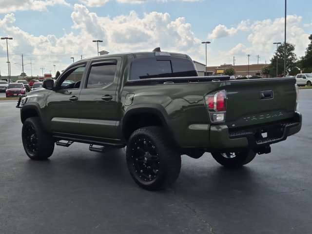 Used 2022 Toyota Tacoma TRD Off-Road w/ Technology Package AWD/4WD image 6