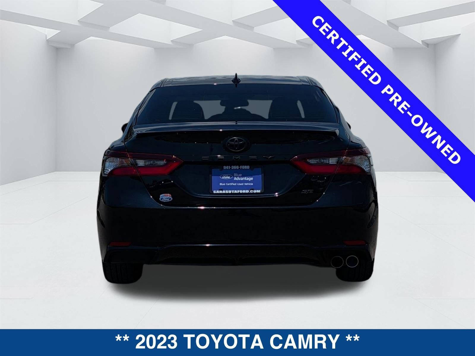 Used 2023 Toyota Camry SE video 3