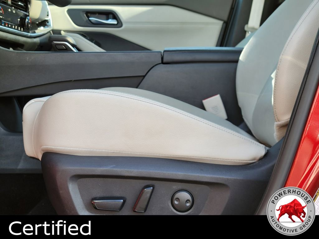 Used 2024 Nissan Rogue SL w/ SL Premium Package FWD image 26