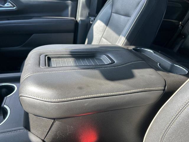 Used 2023 GMC Yukon SLT image 30