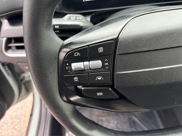 Used 2025 Kia K4 FWD image 22