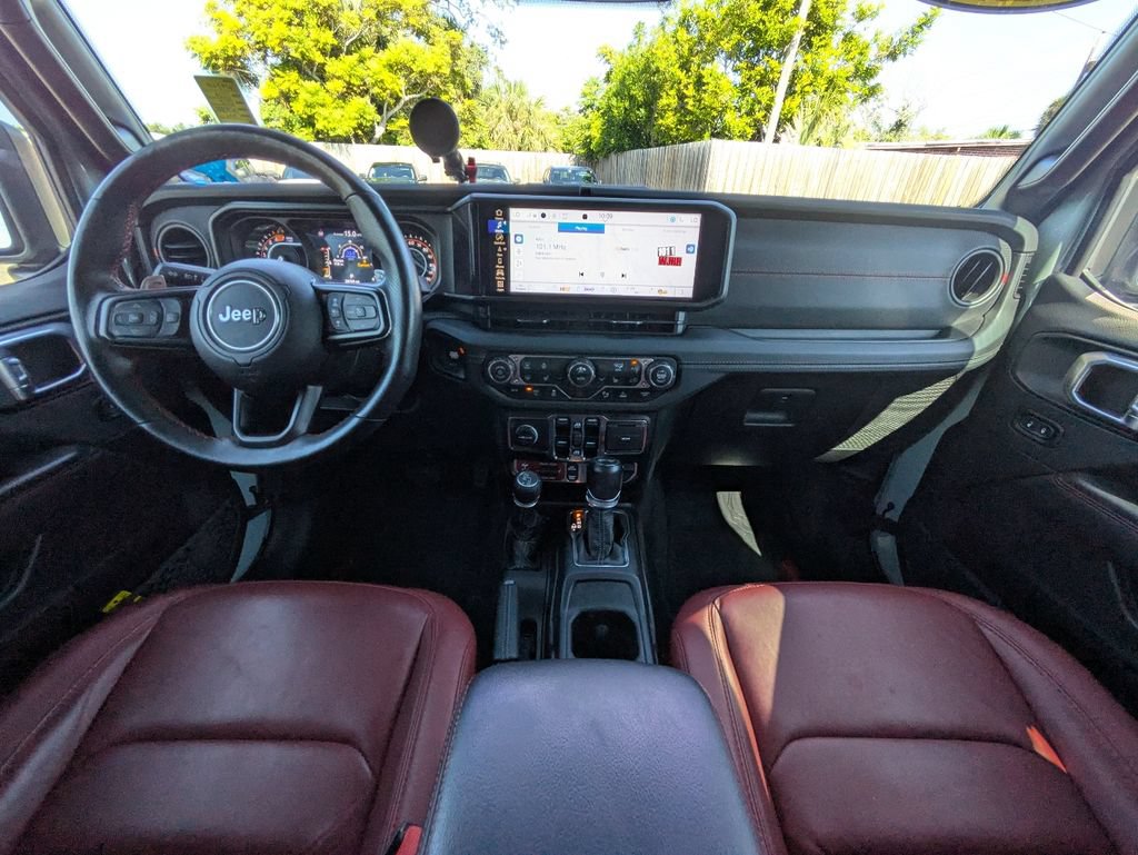 Used 2024 Jeep Wrangler Unlimited Rubicon 392 AWD/4WD image 15
