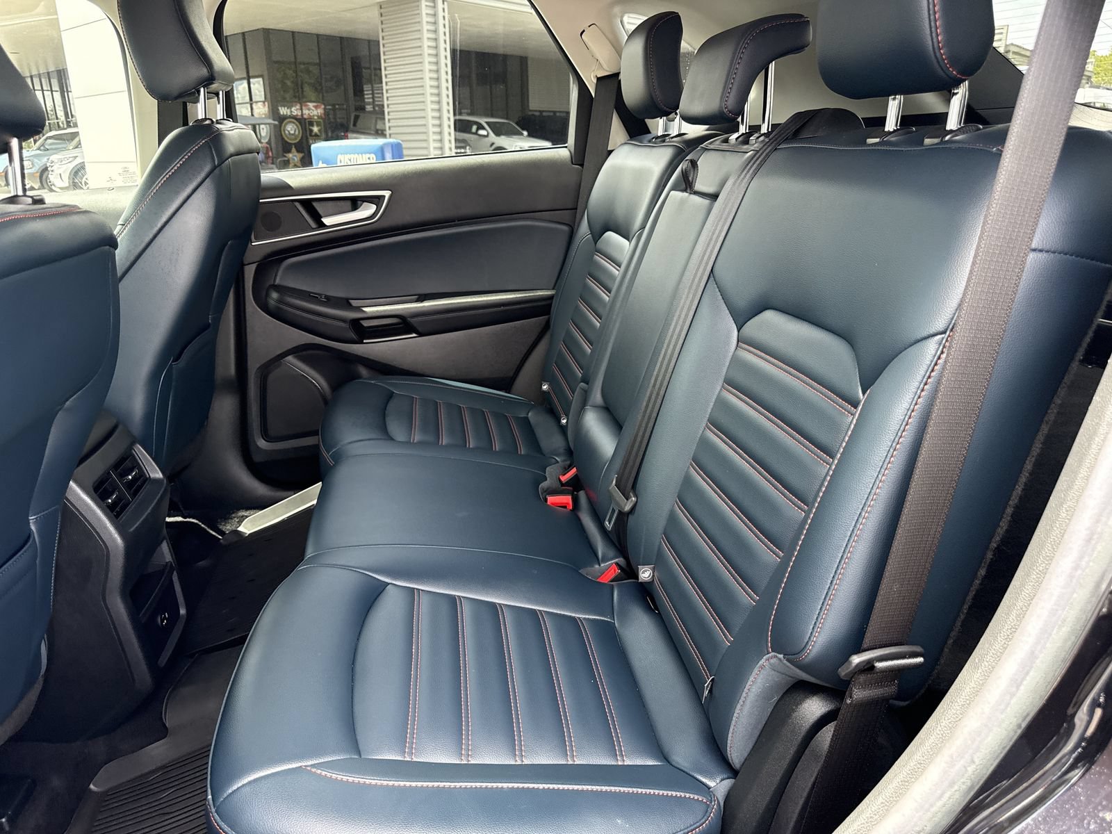 Certified 2022 Ford Edge SEL w/ Sport Appearance Package AWD/4WD image 21