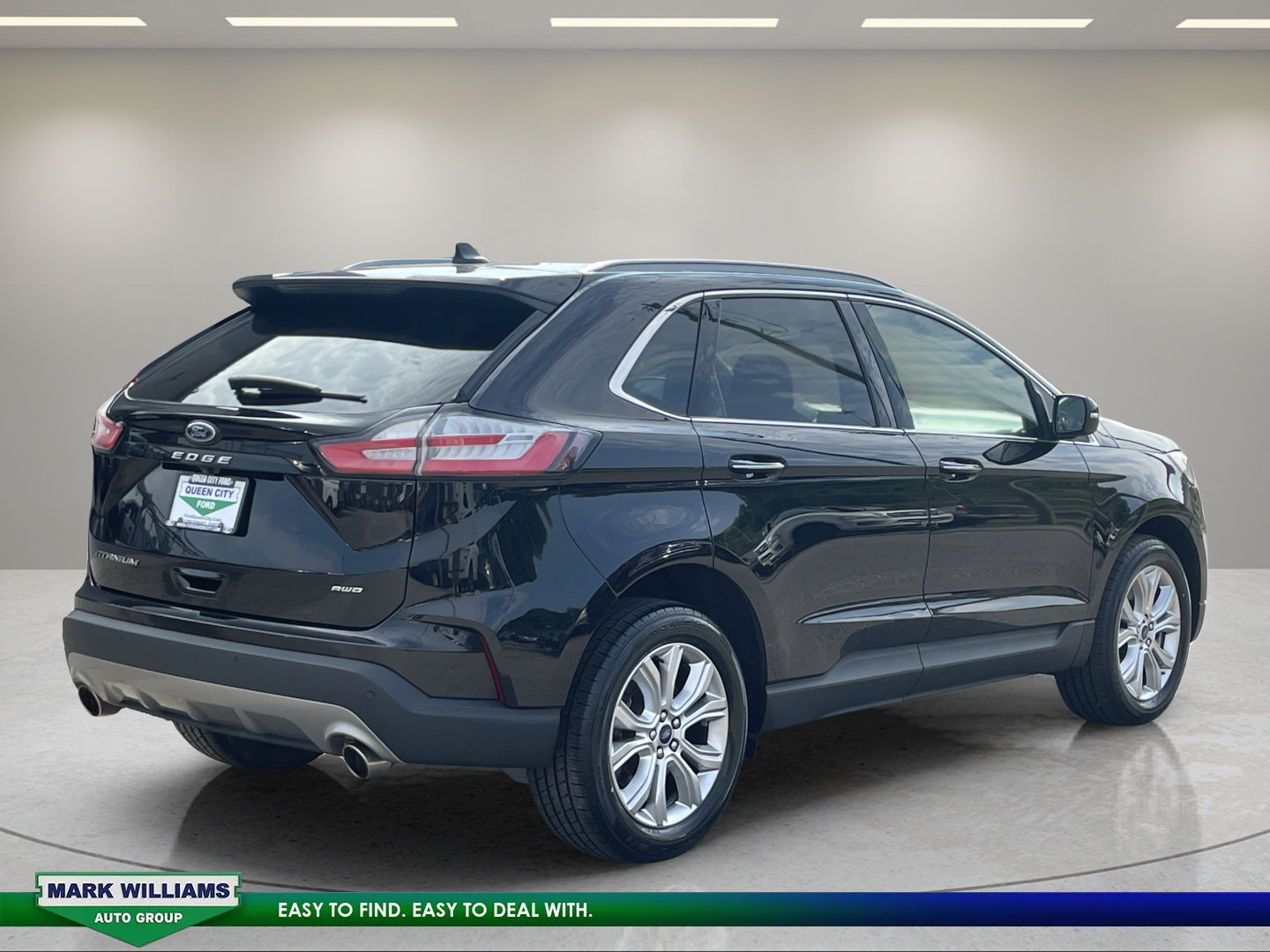 Certified 2022 Ford Edge Titanium AWD/4WD image 5