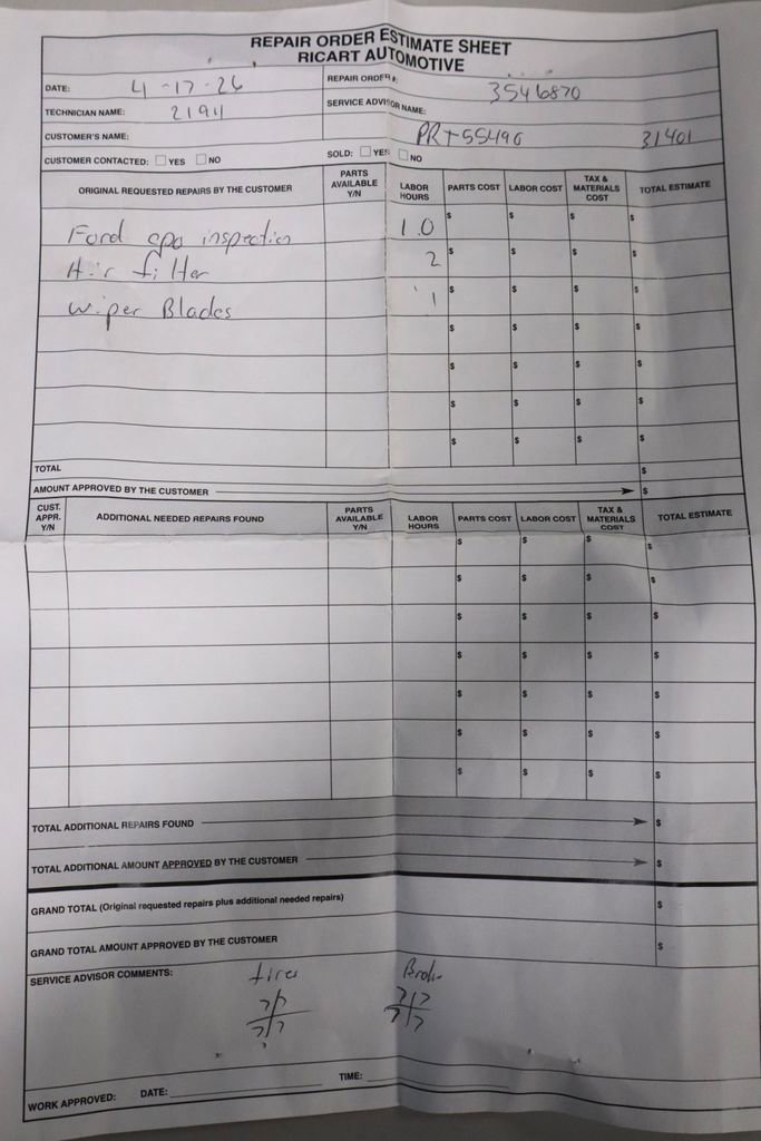 Certified 2025 Ford Escape ST-Line AWD/4WD image 11