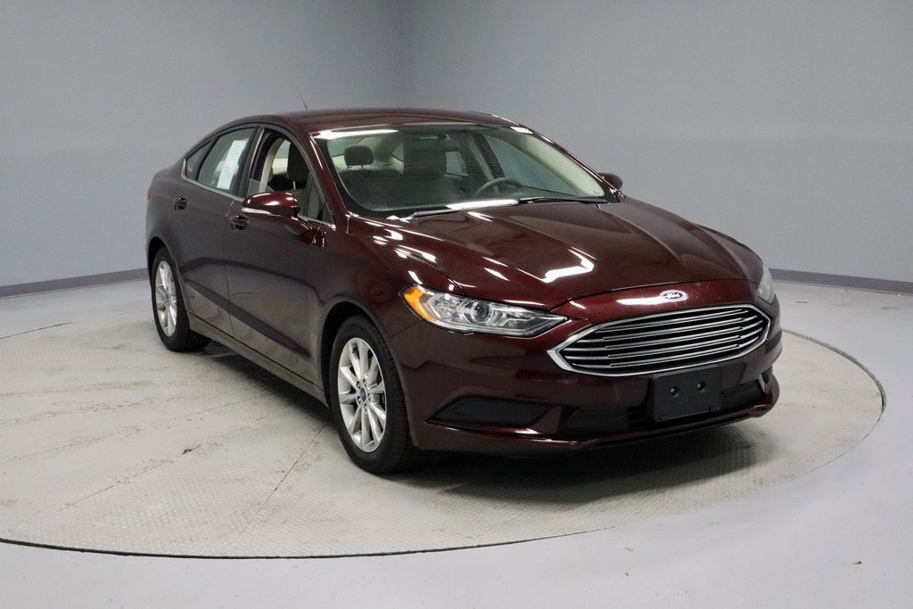 Certified 2017 Ford Fusion SE w/ Fusion SE Technology Package