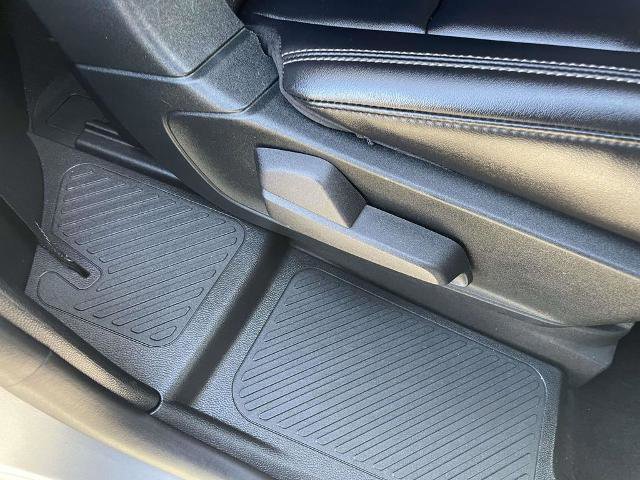 Certified 2021 Ford Explorer XLT w/ Equipment Group 202A image 27