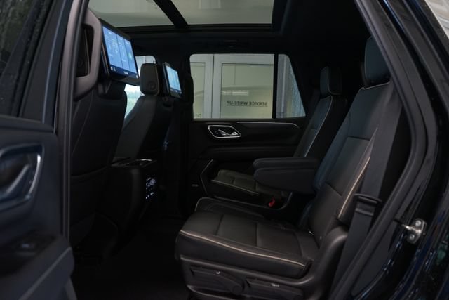 Used 2021 GMC Yukon SLT w/ Rear Media and Nav Package AWD/4WD image 30