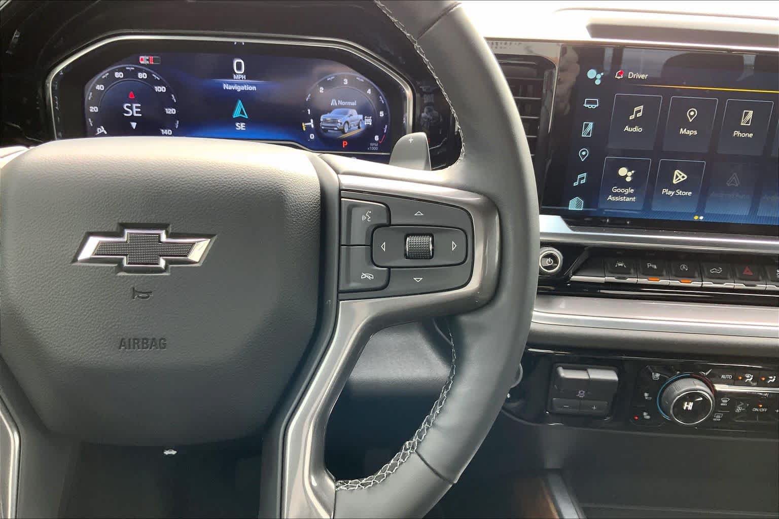 Used 2024 Chevrolet Silverado 1500 High Country w/ Midnight Edition AWD/4WD image 25