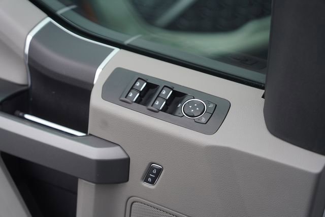 Certified 2017 Ford F150 XLT RWD image 29