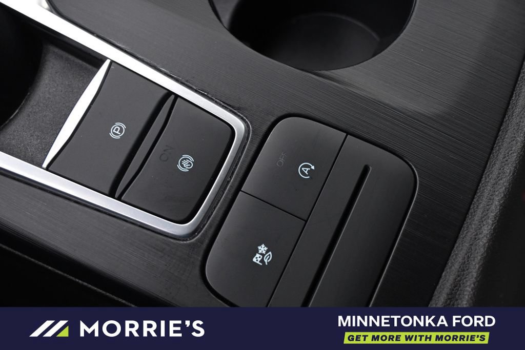 Certified 2025 Ford Escape ST-Line AWD/4WD image 34