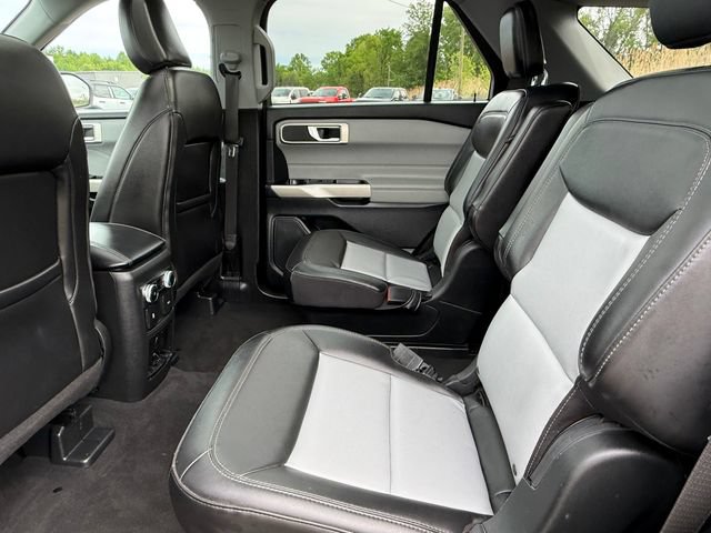 Certified 2023 Ford Explorer XLT w/ Equipment Group 202A AWD/4WD image 21