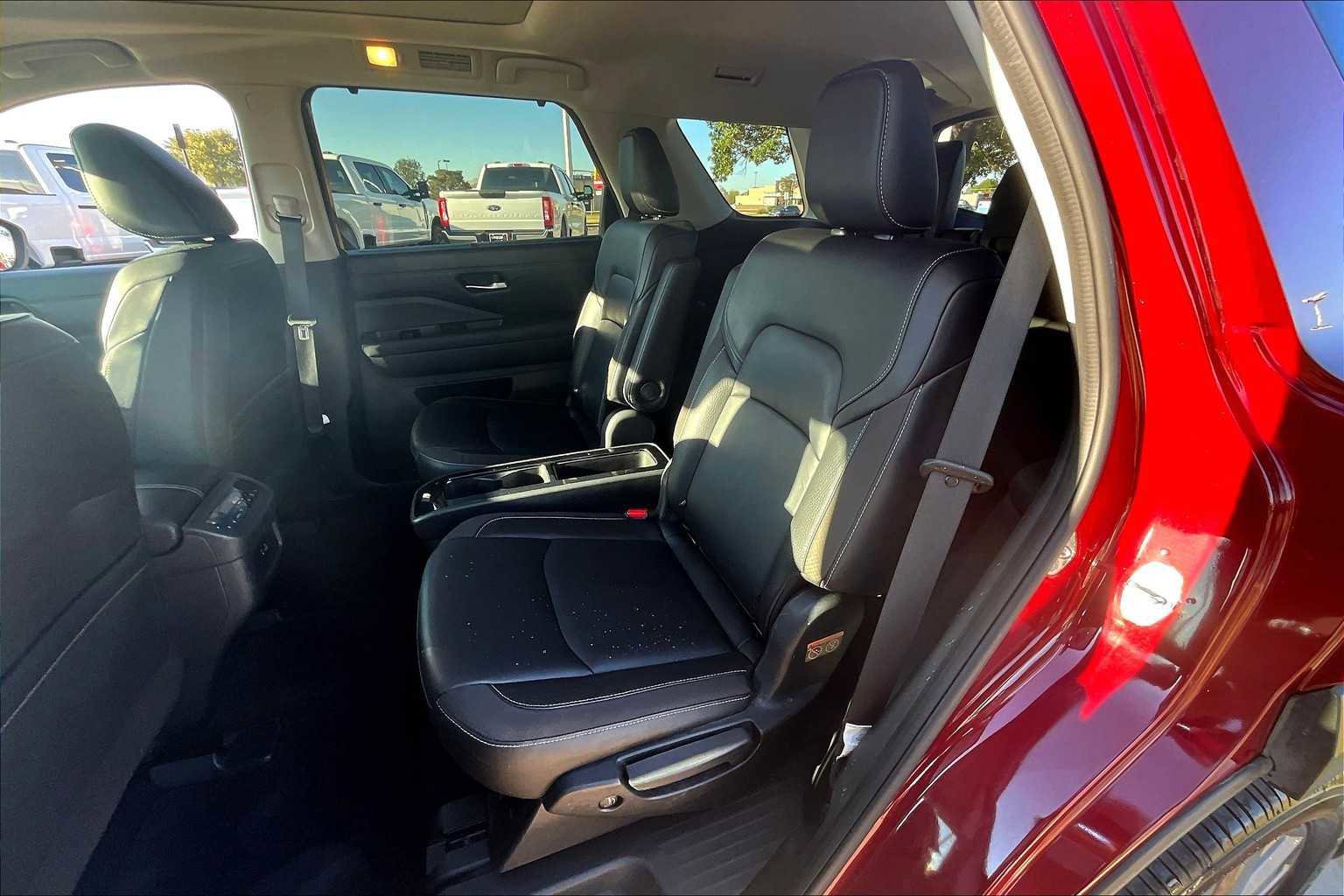 Used 2023 Nissan Pathfinder SL w/ SL Premium Package image 20