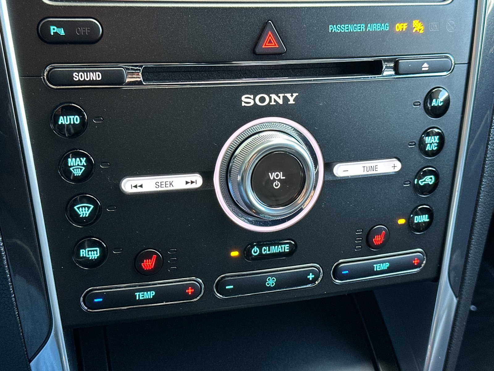 Certified 2017 Ford Explorer Sport image 22