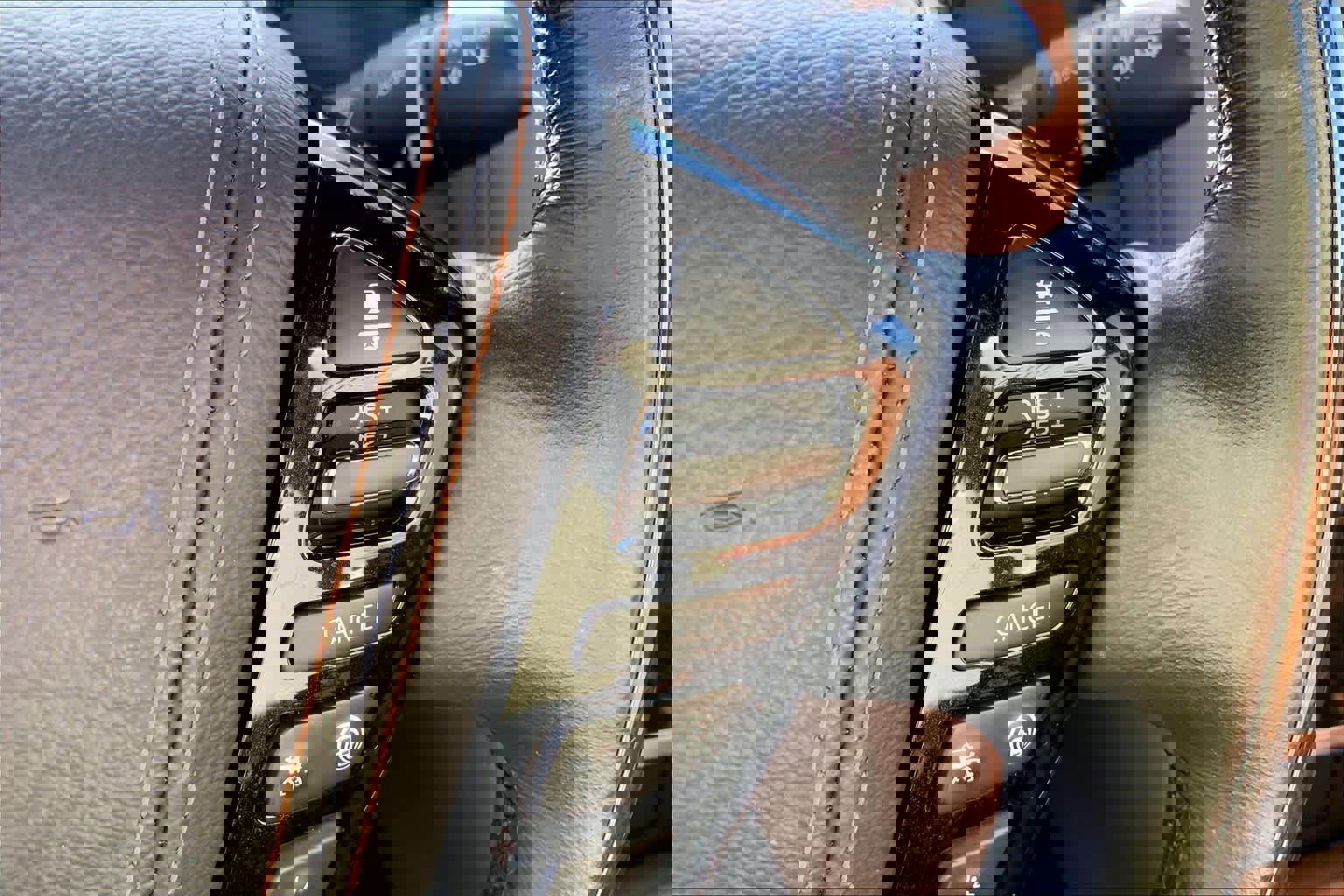 Used 2024 INFINITI QX80 Sensory w/ Cargo Package image 25