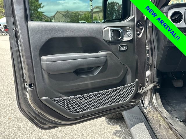Used 2025 Jeep Wrangler Sport AWD/4WD image 10