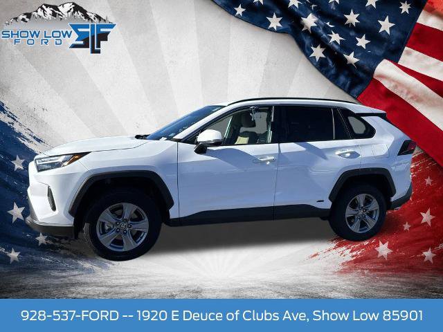 Used 2025 Toyota RAV4 XLE w/ Weather Package AWD/4WD image 4