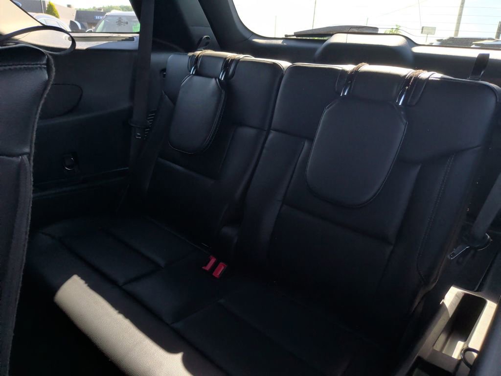Certified 2020 Ford Explorer XLT w/ Equipment Group 202A AWD/4WD image 20