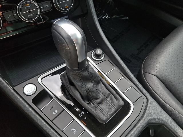 Used 2020 Volkswagen Jetta SEL FWD image 15