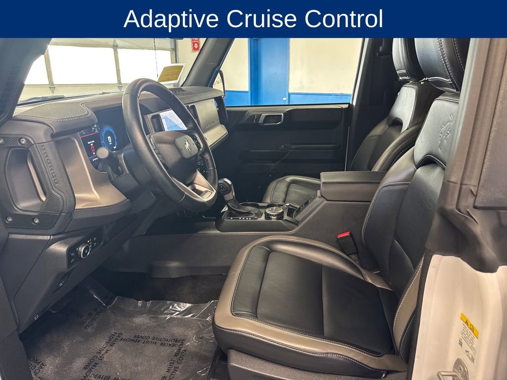 Certified 2025 Ford Bronco Outer Banks AWD/4WD image 10