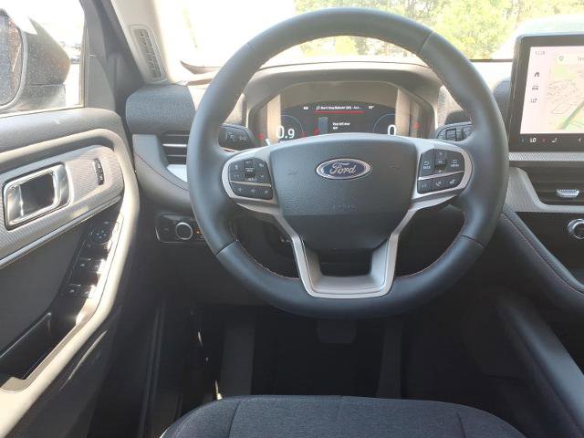 Certified 2025 Ford Explorer Active AWD/4WD image 7