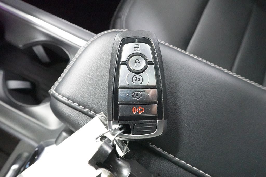 Certified 2025 Ford Expedition Platinum AWD/4WD image 23